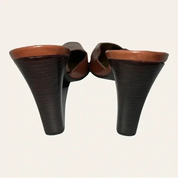 Women’s BCBGIRLS MAXAZRIA SQUARE TWO HEELS BLOCK HEEL COGNAC IN COLOR‎ SIZE 7B - Picture 6 of 15